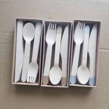 Disposable children's tableware, birch wood knife, fork, spoon box, Western food cake, ice cream, dessert, picnic, outdoor fork