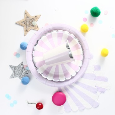 Paper laser smiley face plate purple star eye disposable tableware Valentine's Day cake Dim sum plate party decoration